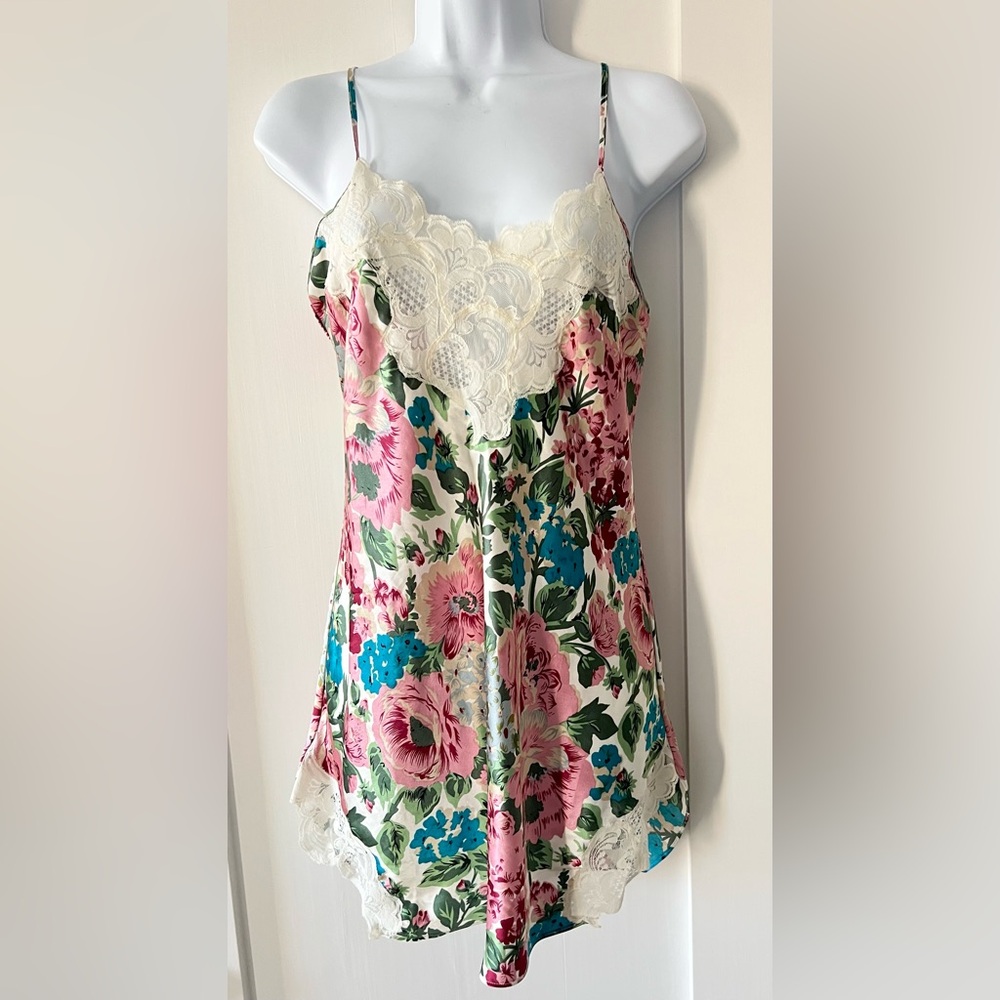 Vintage Victoria Secret Nightgown Robe Set Lace Slip Chemise Gold Label Boudoir - Picture 2 of 10